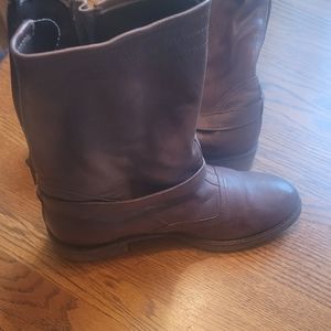 Boutique 9 Brown Genuine Leather Buckle Zip Ankle Boots Shoes